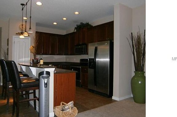 3rd image of 2047 Beachberry Ln