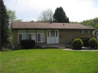 4838 Hialeah Dr, Pittsburgh, PA 15239