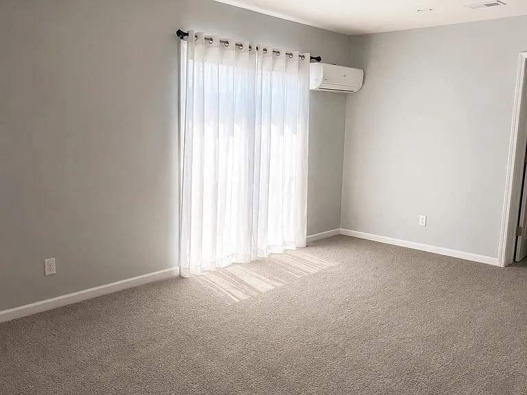 25046 Colgate St — Photo 10