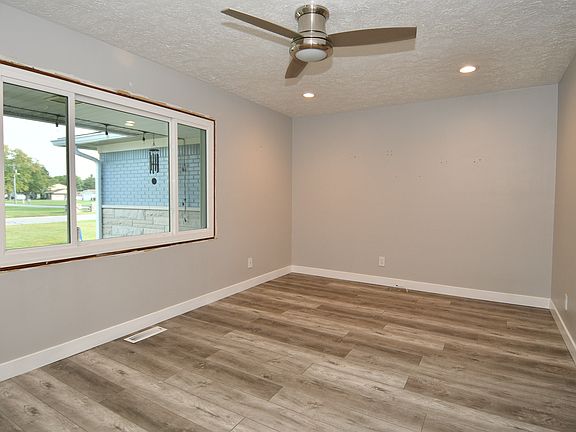 3rd image of 4731 Tattersall Dr