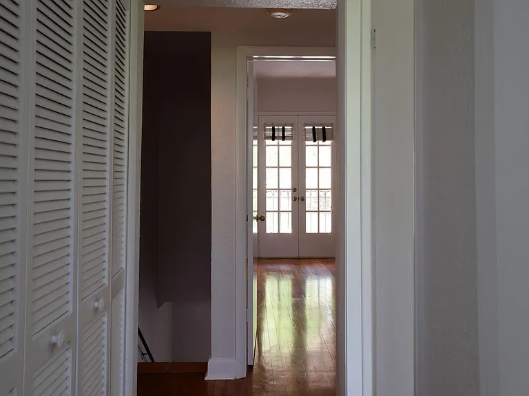 15 Madeira Ave #8 — Photo 20