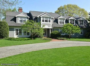 22 Cedar Ave, Barrington, RI 02806