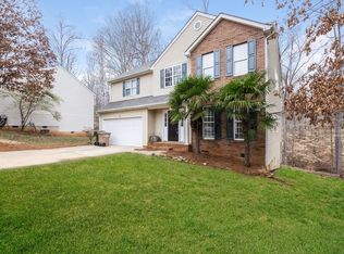 221 Leafmore Ct, Waxhaw, NC 28173
