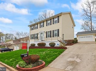 15422 Beachview Dr, Dumfries, VA 22025