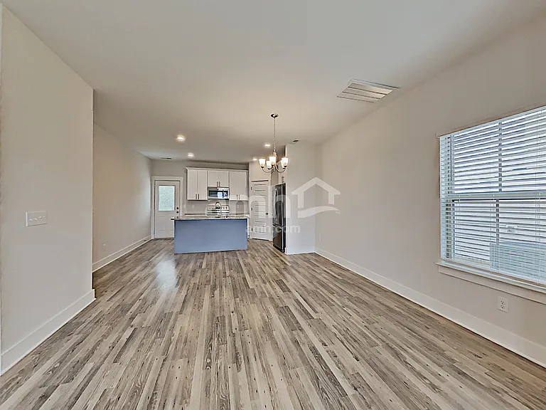 326 Charity Ln — Photo 6