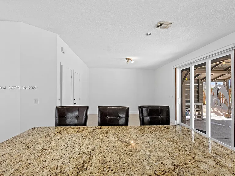 15835 NW 7th St — Photo 7