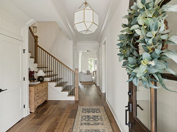 5th image of 5056 Kathryn Ave