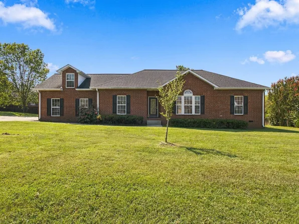 1726 Hollow Oak Dr, Lebanon, TN 37087
