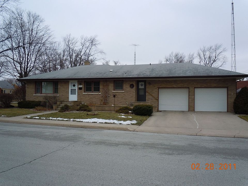 1st image of 1095 W Bourbonnais St