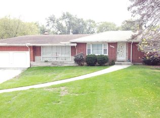 22W241 Woodview Dr, Medinah, IL
