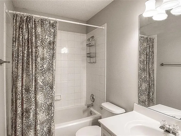 14060 W 148th Ter — Photo 12
