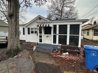 306 Norwood Ave, Laurence Harbor, NJ 08879