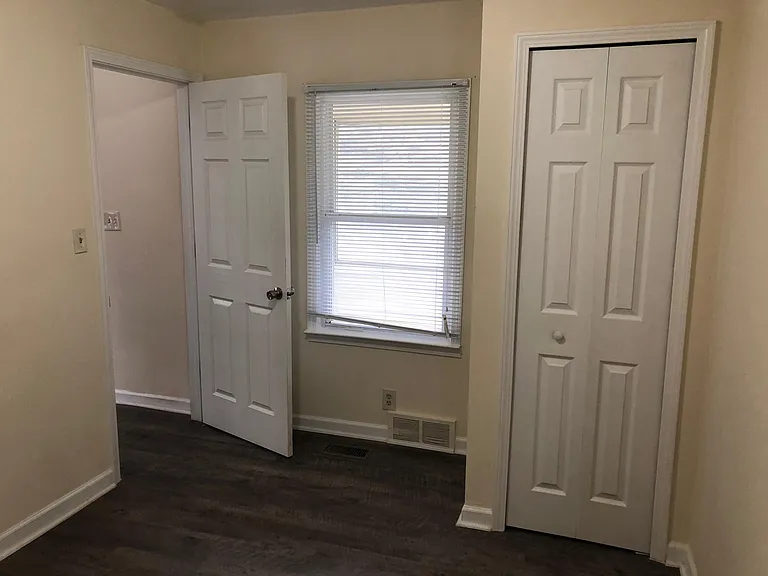 22570 Curie Ave — Photo 5
