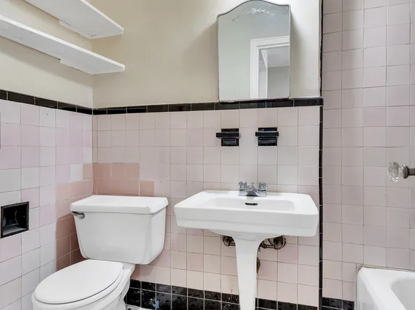 30 Remsen Street 1A image 5 of 5
