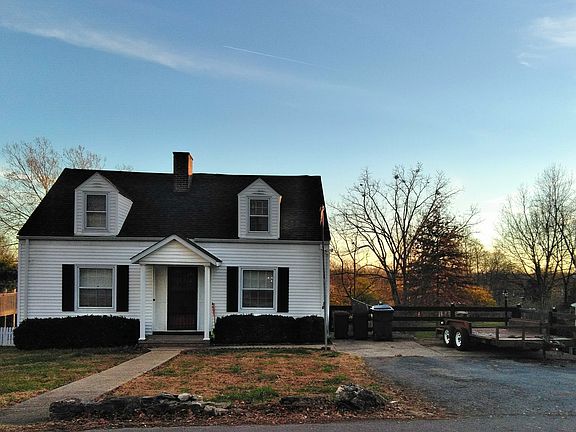 2nd image of 23 Horseshoe Dr