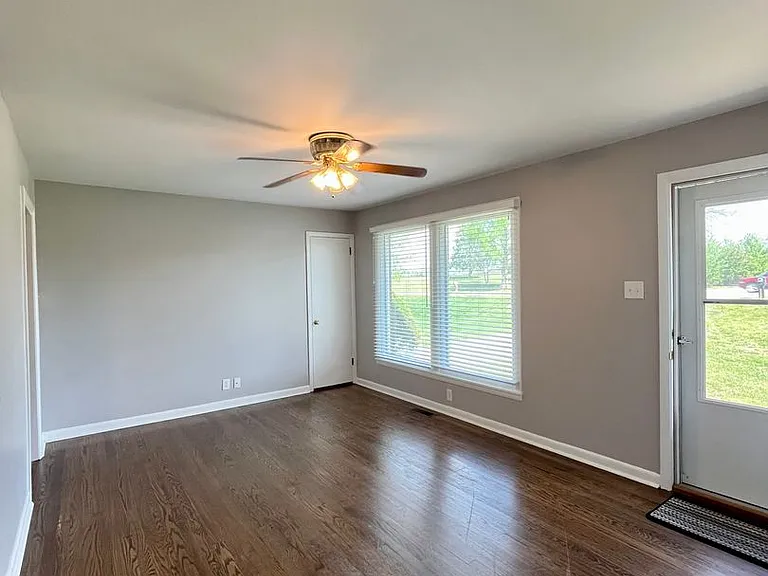 2950 Ashland City Rd — Photo 4