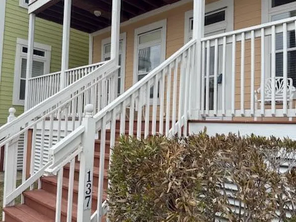 1515 E Beach Blvd APT 137, Pass Christian, MS 39571