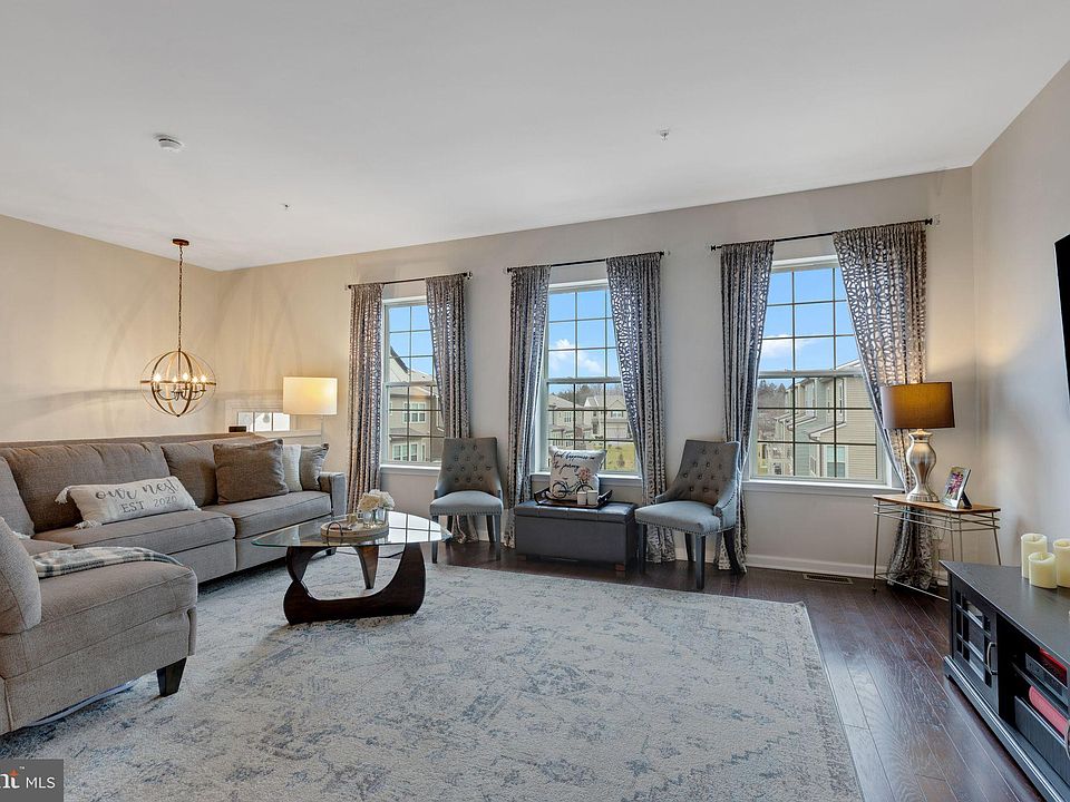 105 Locks Farm Ln, Downingtown, PA 19335 Zillow