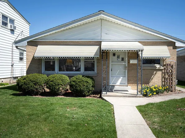 3718 S 52nd St, Milwaukee, WI 53220