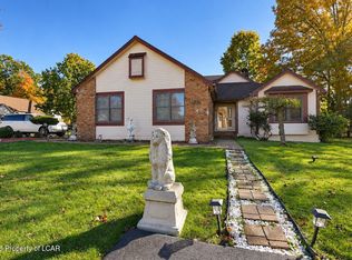 11 Valley Ln, Mountain Top, PA 18707