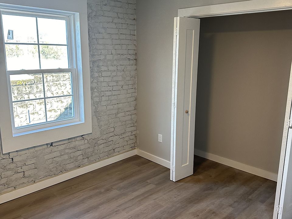2nd image of 218 Walnut St #1