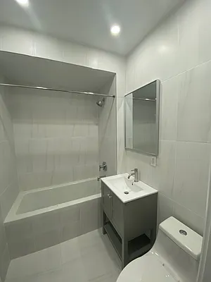 Rented by Avenue Sotheby's International Realty | media 3