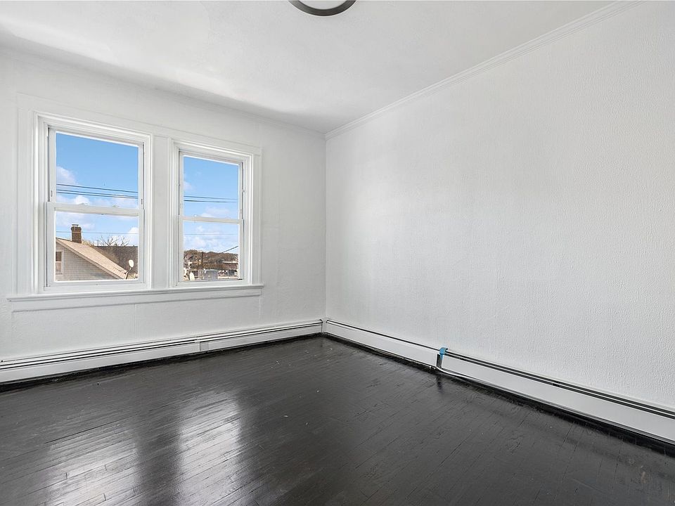 128 Deer Park Ave, Babylon, NY 11702 Zillow