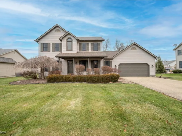 125 Edgewater Dr, Youngstown, OH 44515