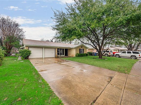 2nd image of 8815 Palisade Dr