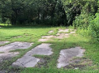 2402 Perry St, Baytown, TX 77521