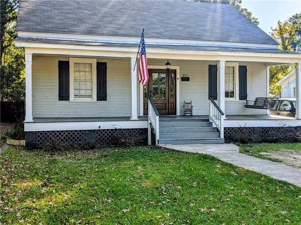 211 Sidney St, Natchitoches, LA 71457
