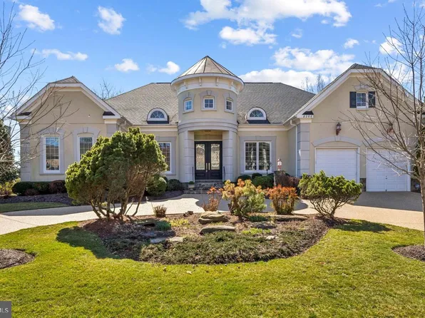 8268 Roxborough Loop, Gainesville, VA 20155