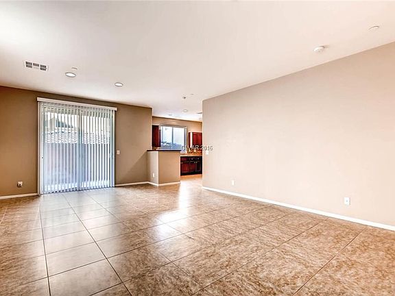 4th image of 7564 Swan Cove Ct