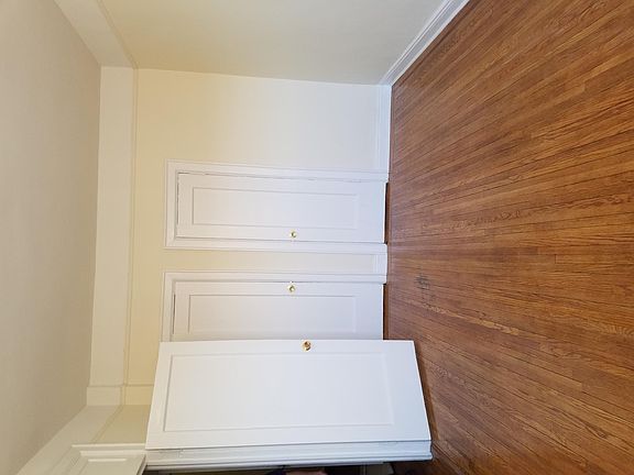 5th image of 531 E Lincoln Ave APT 5M