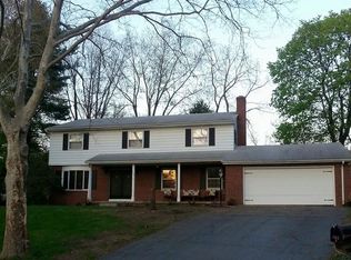 703 Weaver Cir, Kalamazoo, MI 49006