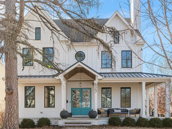 527 N Ellsworth St, Naperville, IL 60563