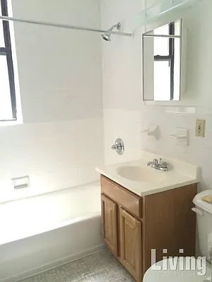 Rented by Living New York | media 8