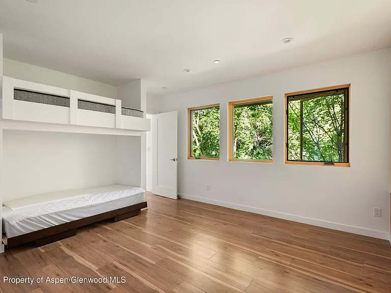 768 Kings Lake Rd — Photo 23