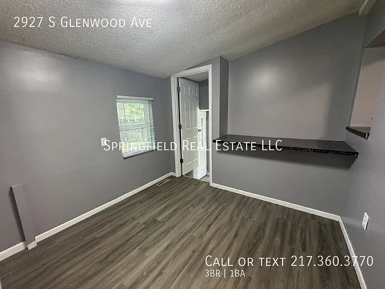 2927 S Glenwood Ave — Photo 11