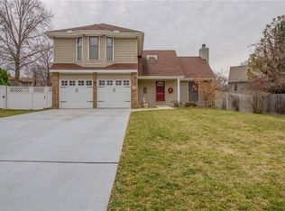 14762 S Murray Ln, Olathe, KS 66062