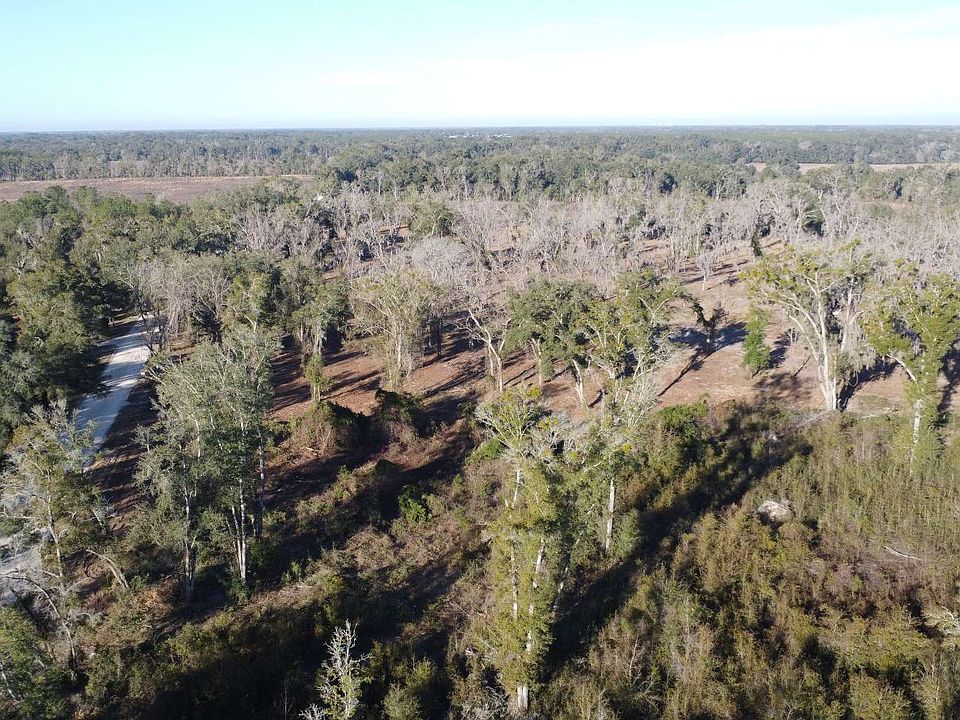 1st image of 897 SW Cook St #100