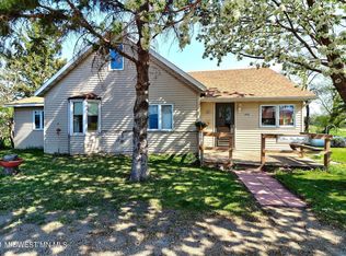 402 2nd St S, Ogema, MN 56569