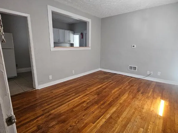 916 W Jackson St APT 4, Muncie, IN 47305