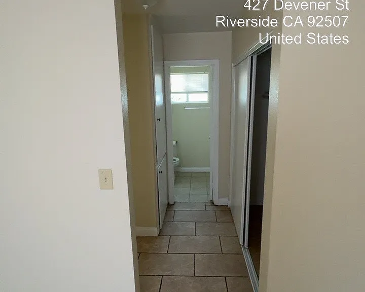 421 Devener St #D — Photo 3