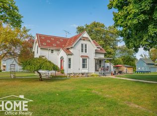 411 S Shiawassee St, Corunna, MI