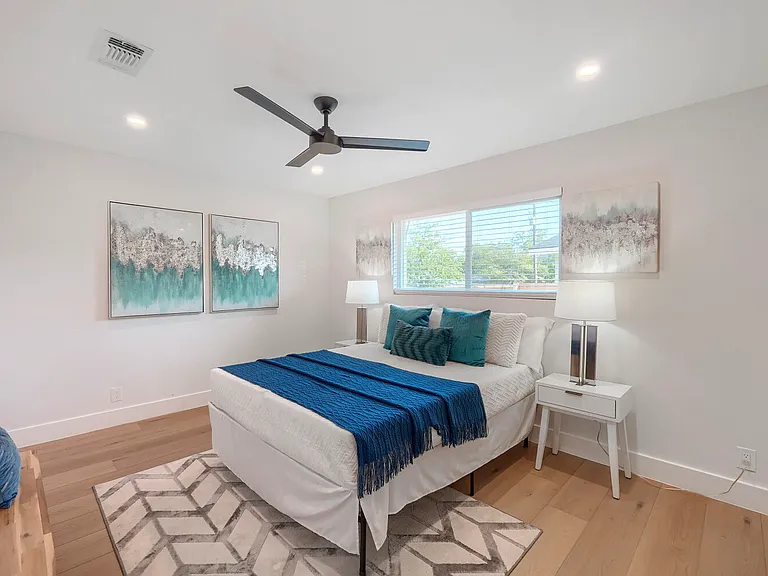 6504 Hickman Ave #A — Photo 12