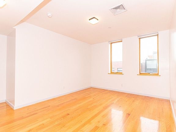 3rd image of 782 Hart St APT 4C