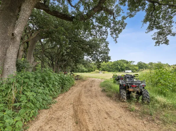 6467 Asher Rd, Alvarado, TX 76009