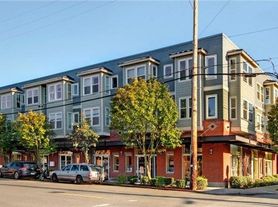2101 N 55th St, Seattle, WA