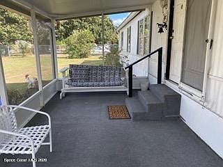 3rd image of 2051 Palomino Dr N